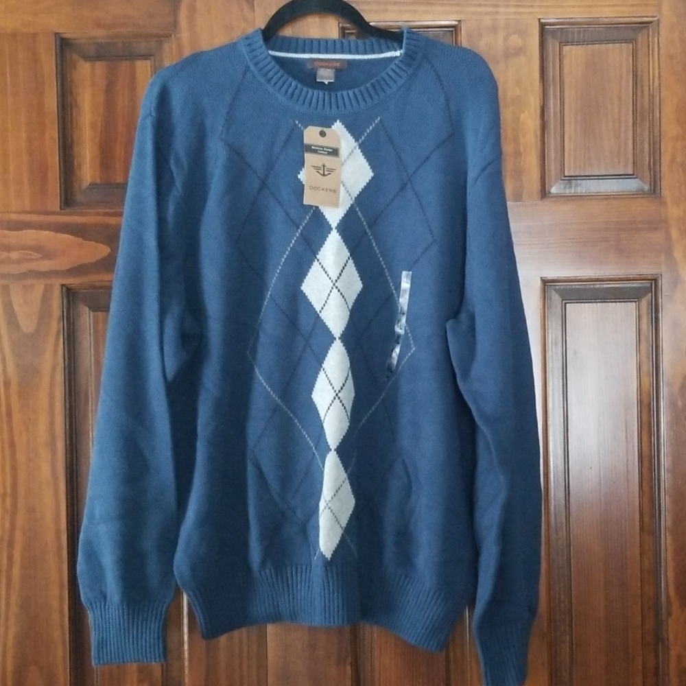 Dockers never worn, with tags XL sweater